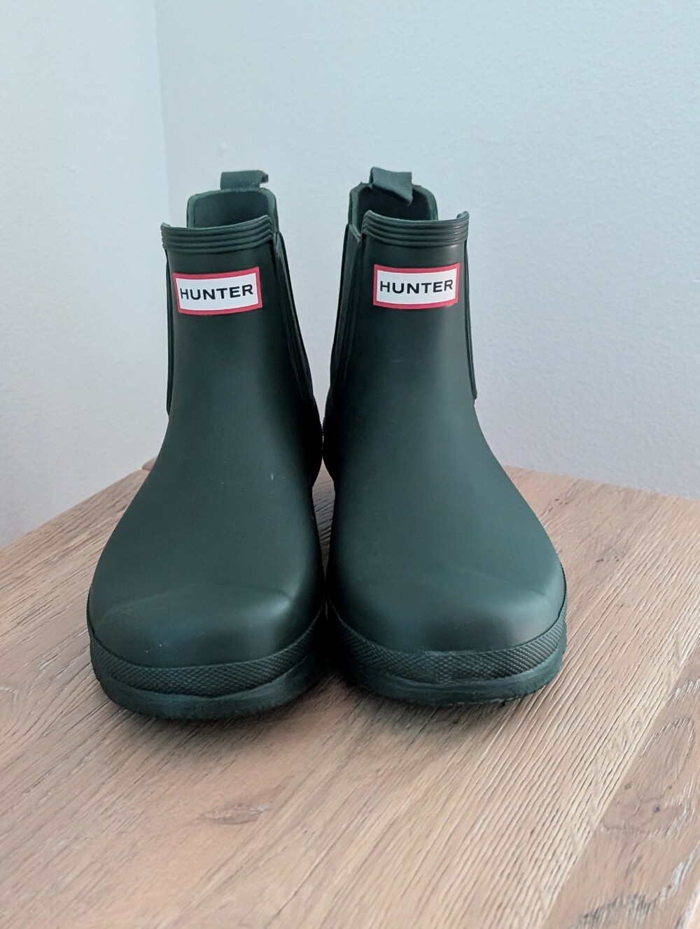 NWT Hunter Original Matte Short Chelsea Rain Boots In Hunter Green - 9 - Picture 5 of 13